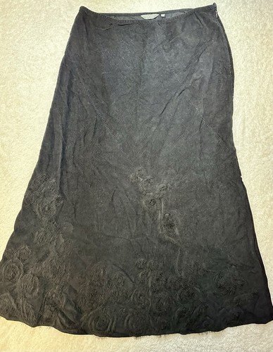 Maxi gonna nera - , ricamata